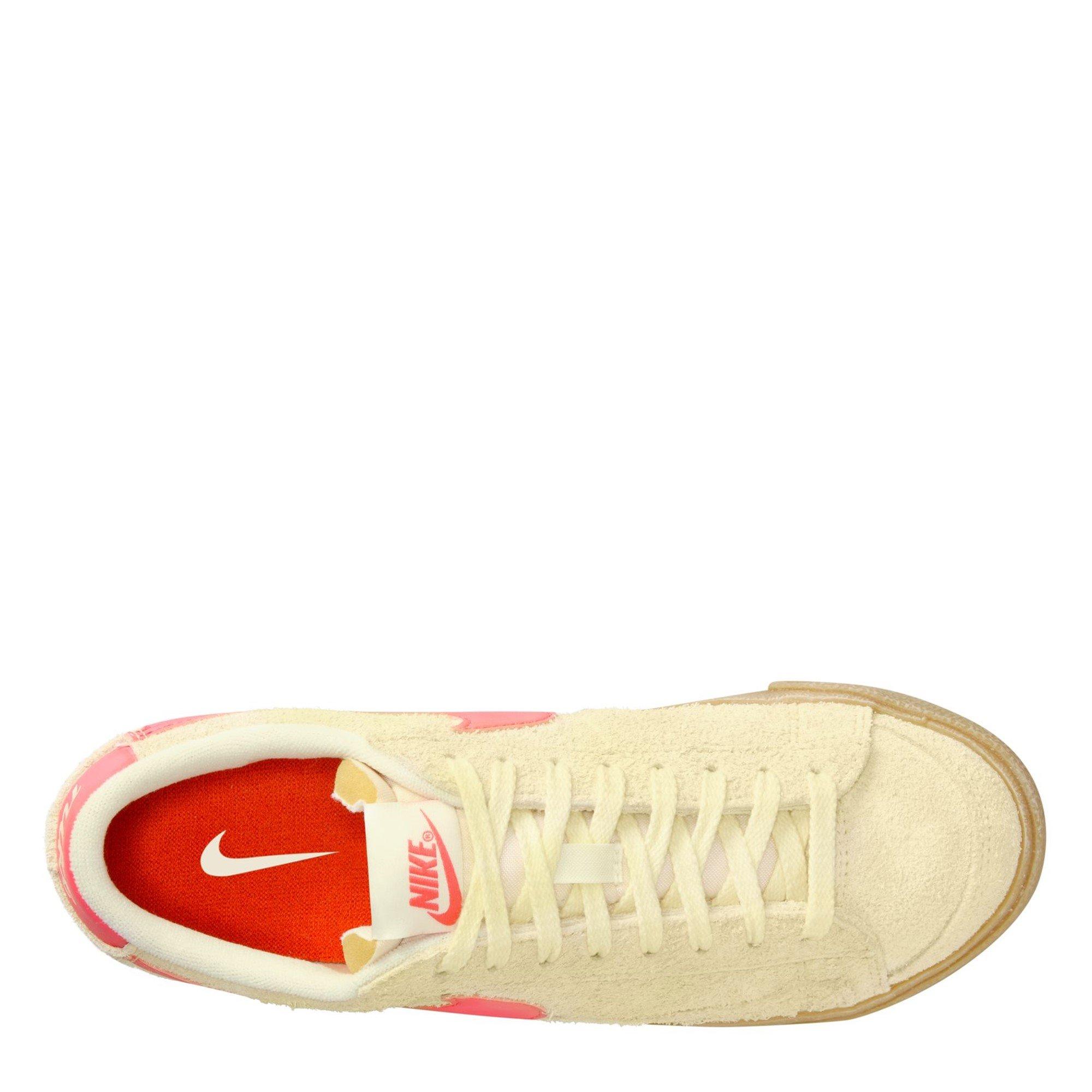 Nike Blazer Low Trainers Womens