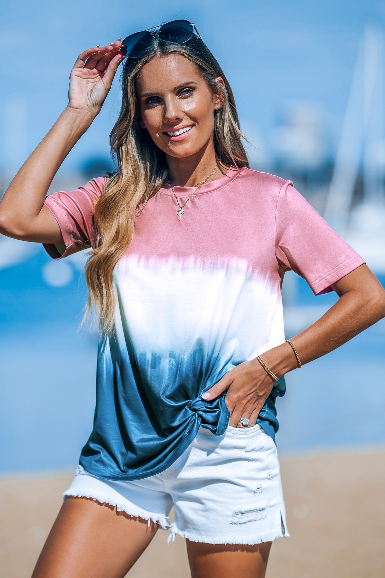 T-shirt avec ourlet torsadé à bloc de couleur tie dye