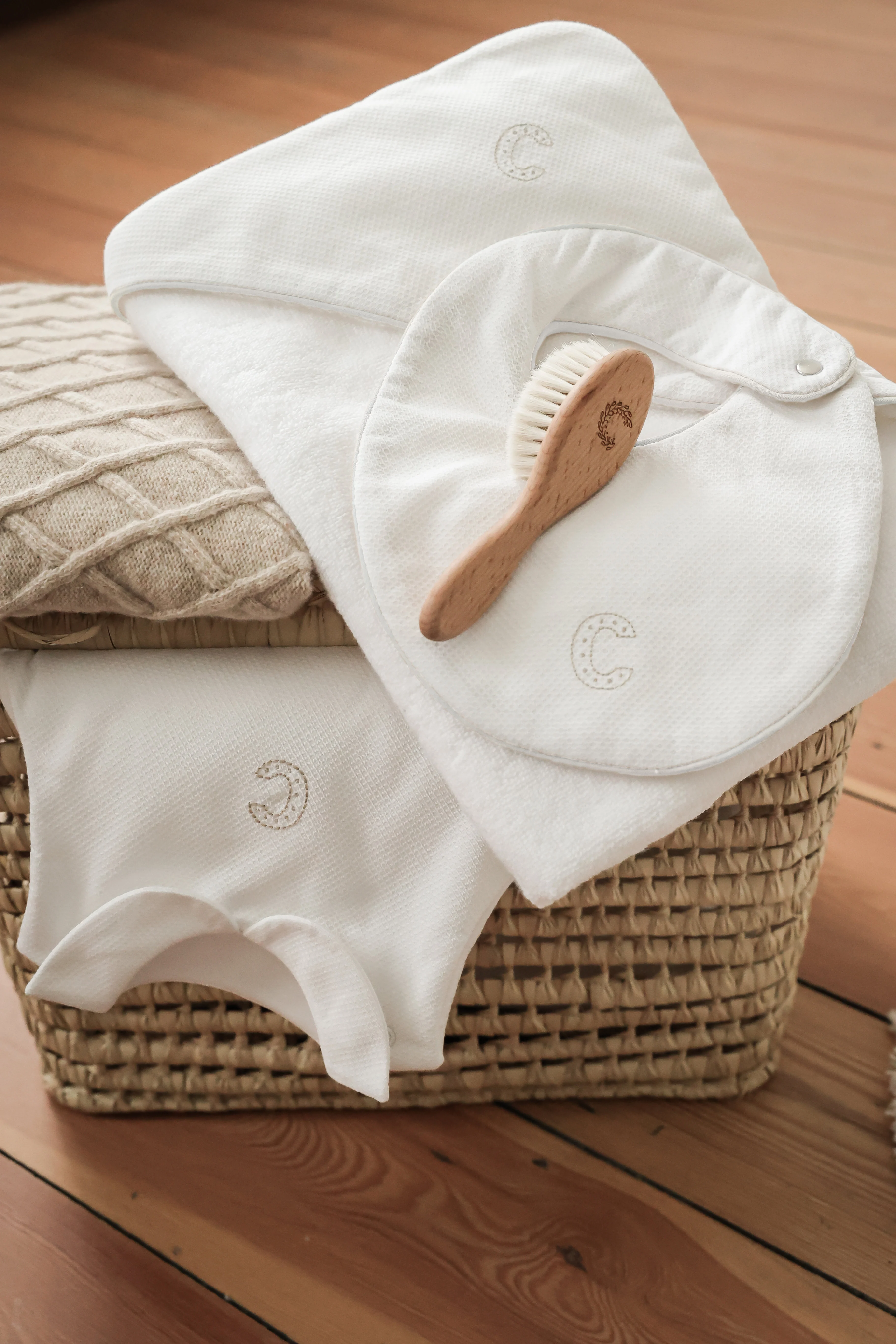 Brosse et peigne en bois | Marron