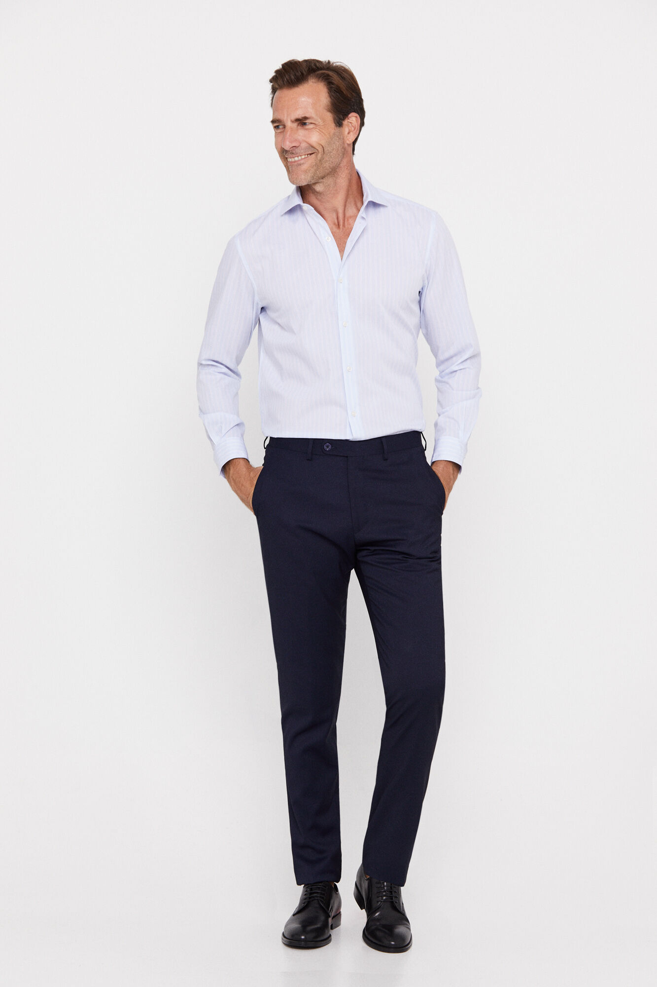 Camisa social listrada de fácil passar, modelagem clássica - Azul