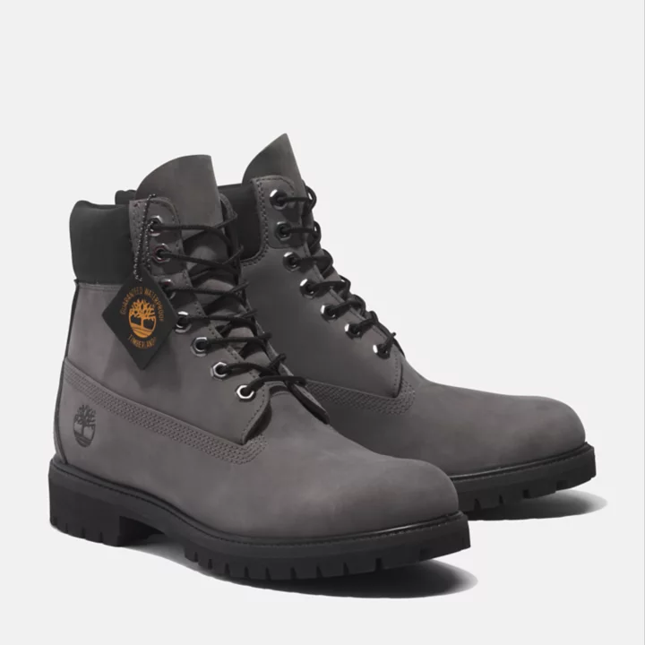 Bota Timberland Premium de 6 polegadas para homem, na cor cinza.