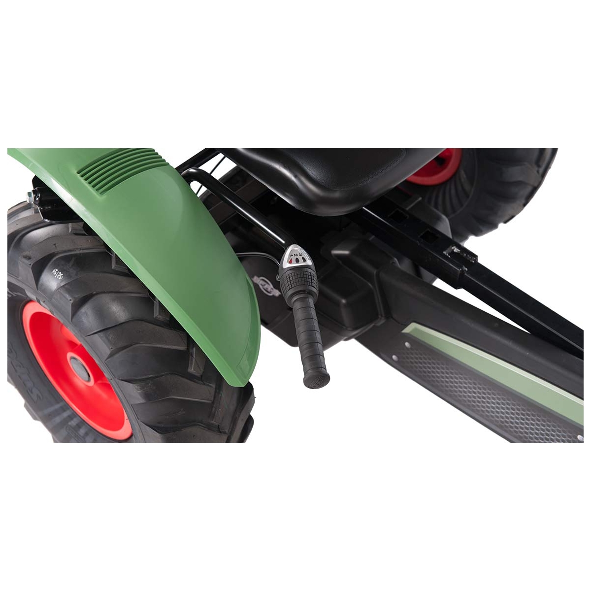 Kart à pédales électrique fendt e-bfr vert