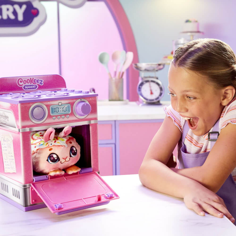 COOKEEZ MAKERY -  Oven (pink) Kuchen
