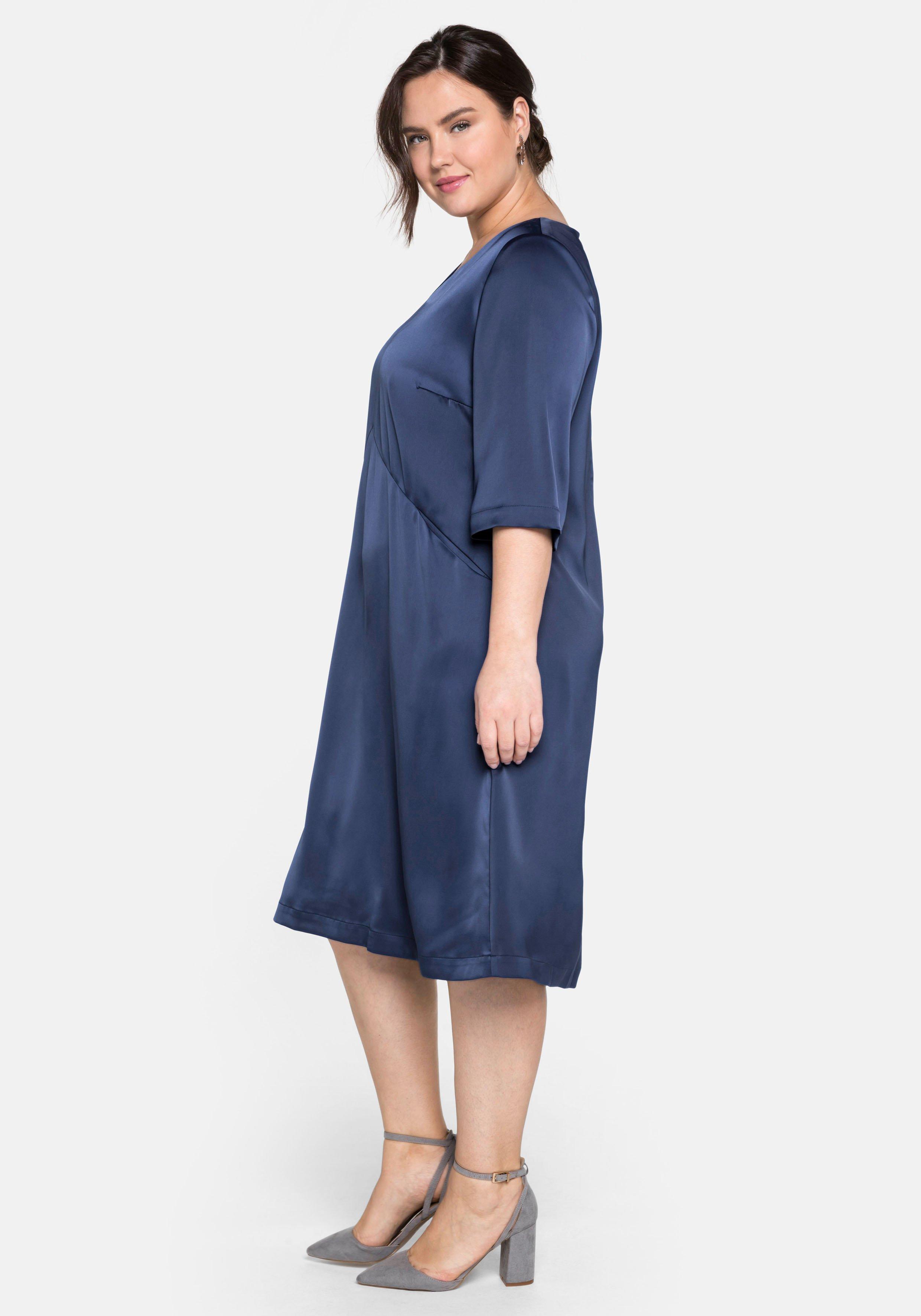 Cocktailkleid mit 3/4-Arm, in weiter A-Linie