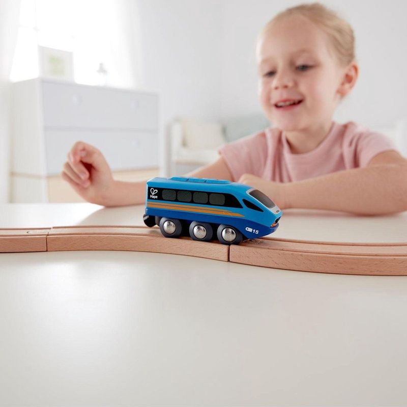 Hape - Trein - Speelgoed - Inclusief Oplaadkabel - Compatibel met Hape Spoorwegproducten