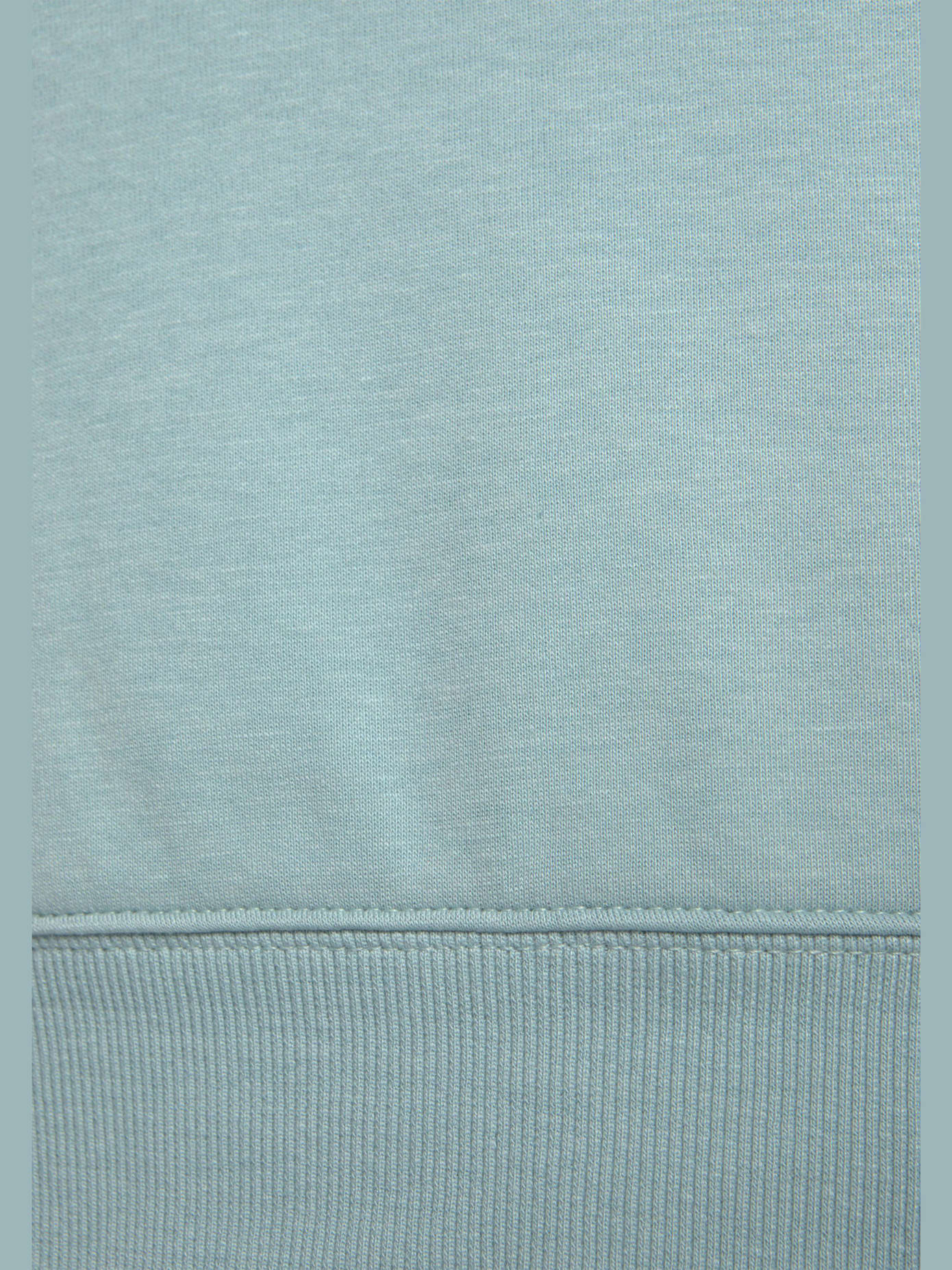 Robe en matière sweat robe d'intérieur sportive avec grand imprimé logo