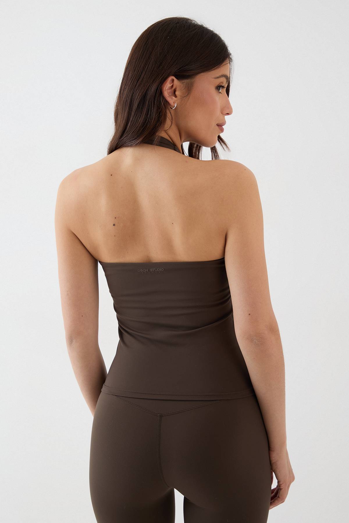 Haut à Col Halter Rembourré DSGN Studio Sports Ultra Sculpt avec Détails de Coutures