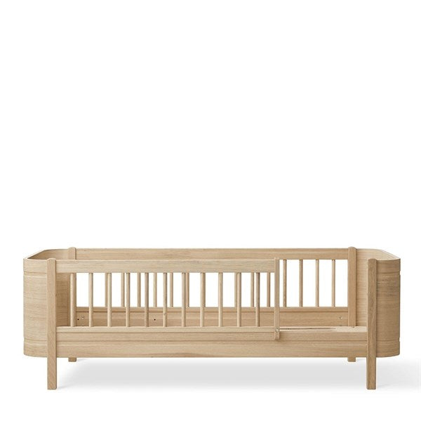 Køb Oliver Furniture Wood Mini+ Juniorseng Eg