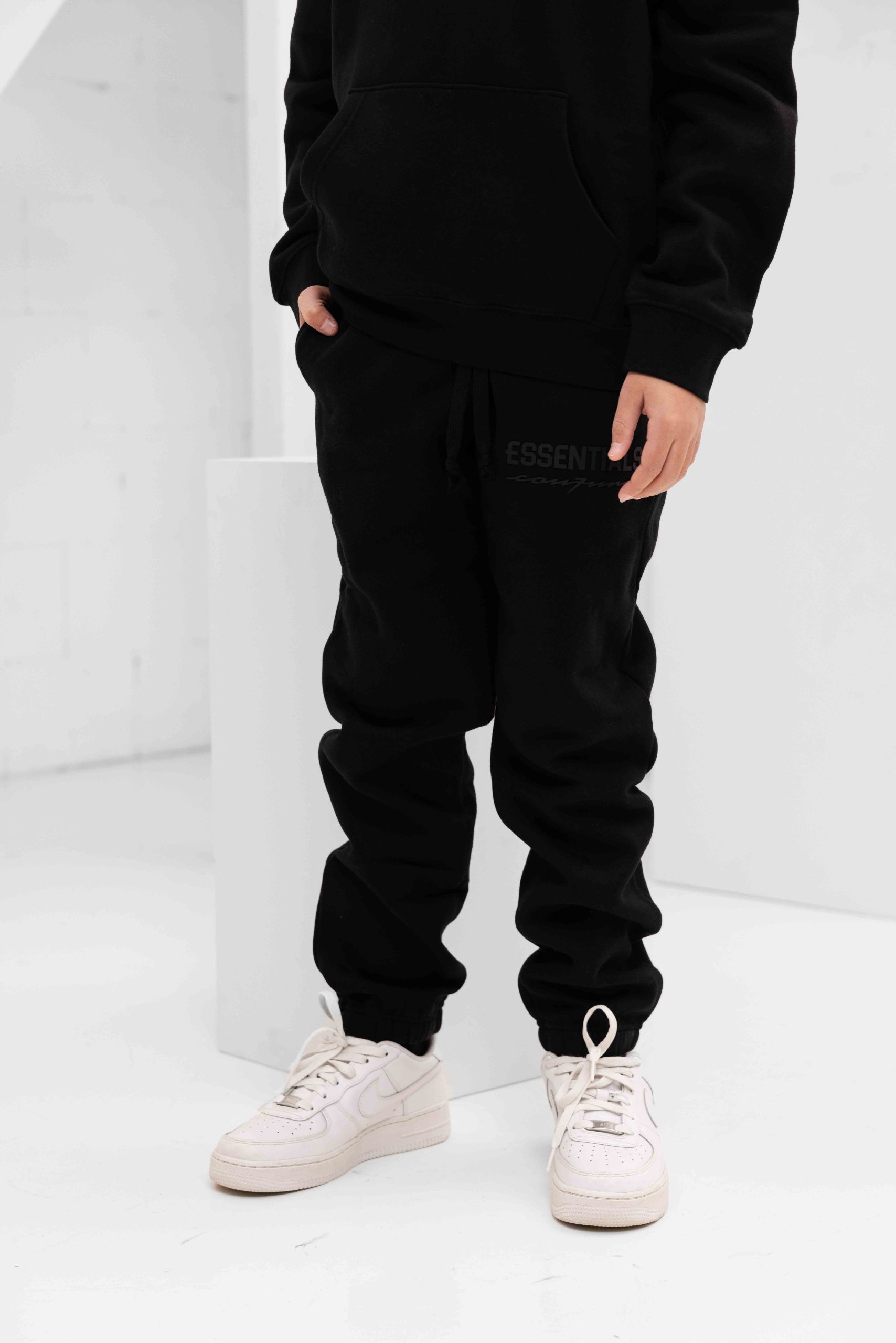 Cou7ure Essentials Basic Curve Trainingspak Kids Zwart