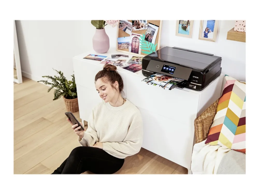 Epson Expression Photo XP-970 Small-in-One - Multifunktionsprinter - farve - blækprinter - A4 (210 x 297 mm) (original) - A3 (medie) - op til 8.1 spm (kopiering) - op til 8.5 spm (udskriver) - 100 ark - USB 2.0, LAN, Wi-Fi(n), USB vært