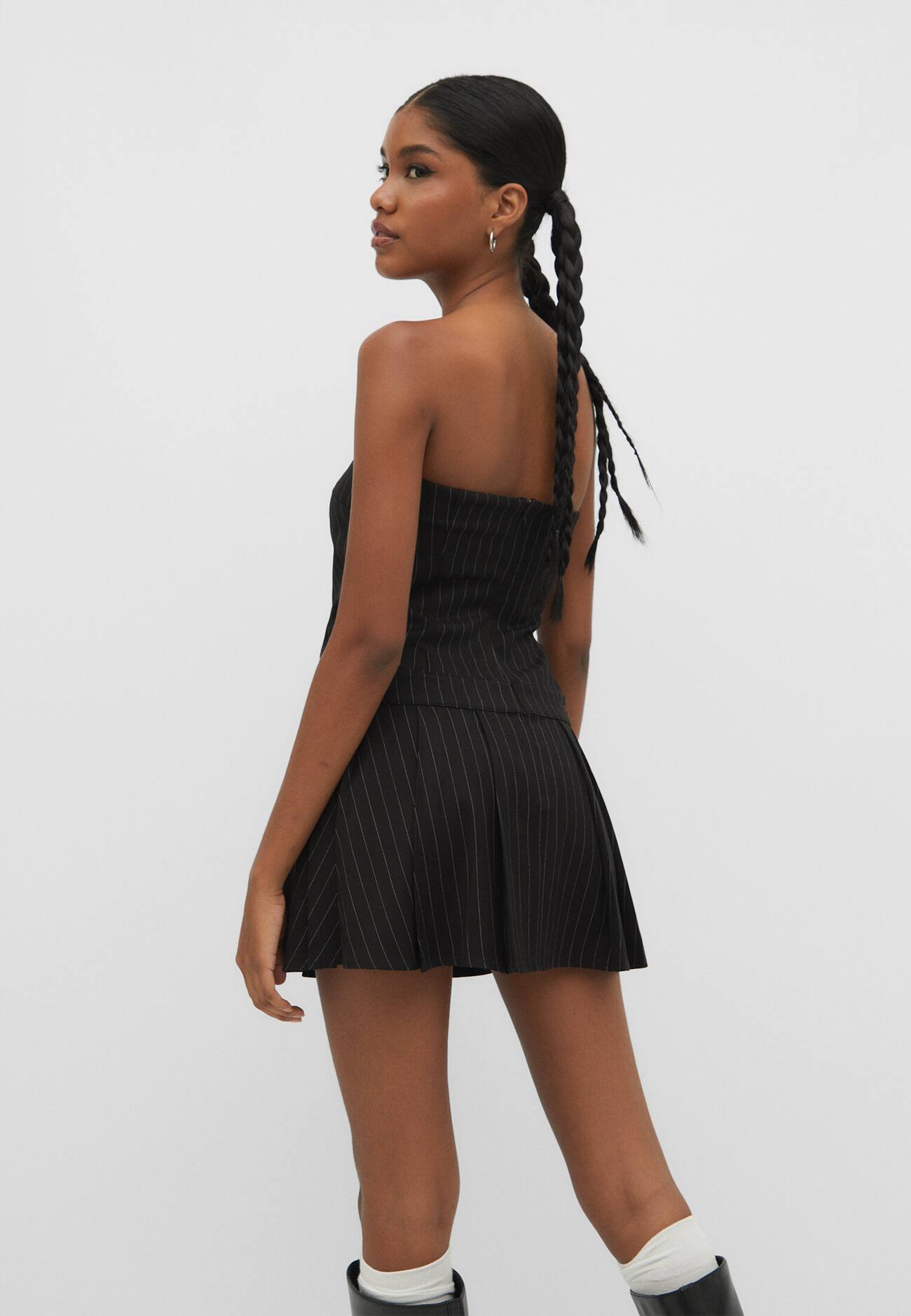 Vestido listrado com pregas