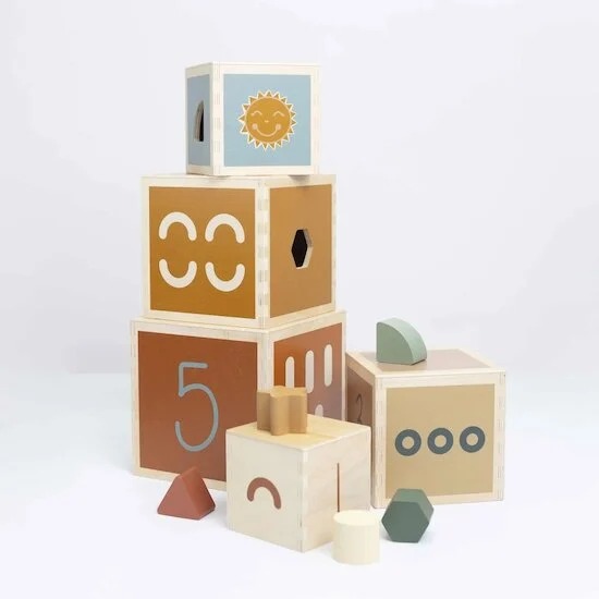 Tour de cube en bois à empiler - labellisé FSC®   de               Trois Kilos Sept