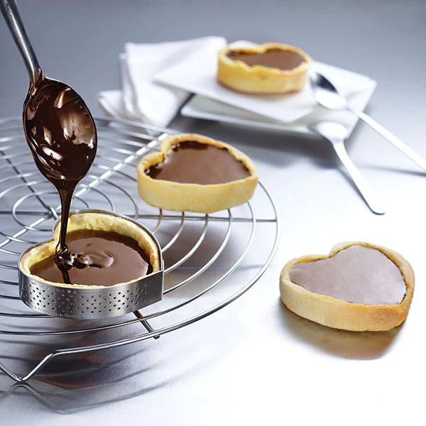 Cercle à tarte perforé Cœur individuel De Buyer