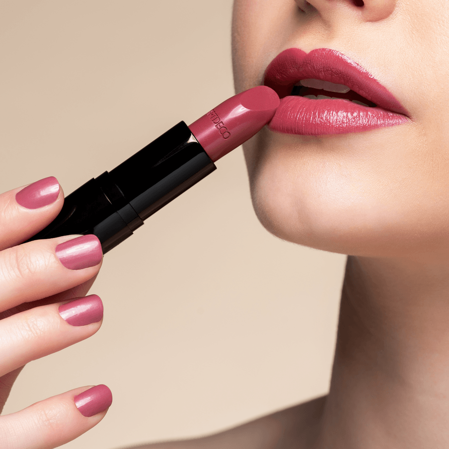 Artdeco Perfect Color Lipstick #818 Perfect Rosewood 4g