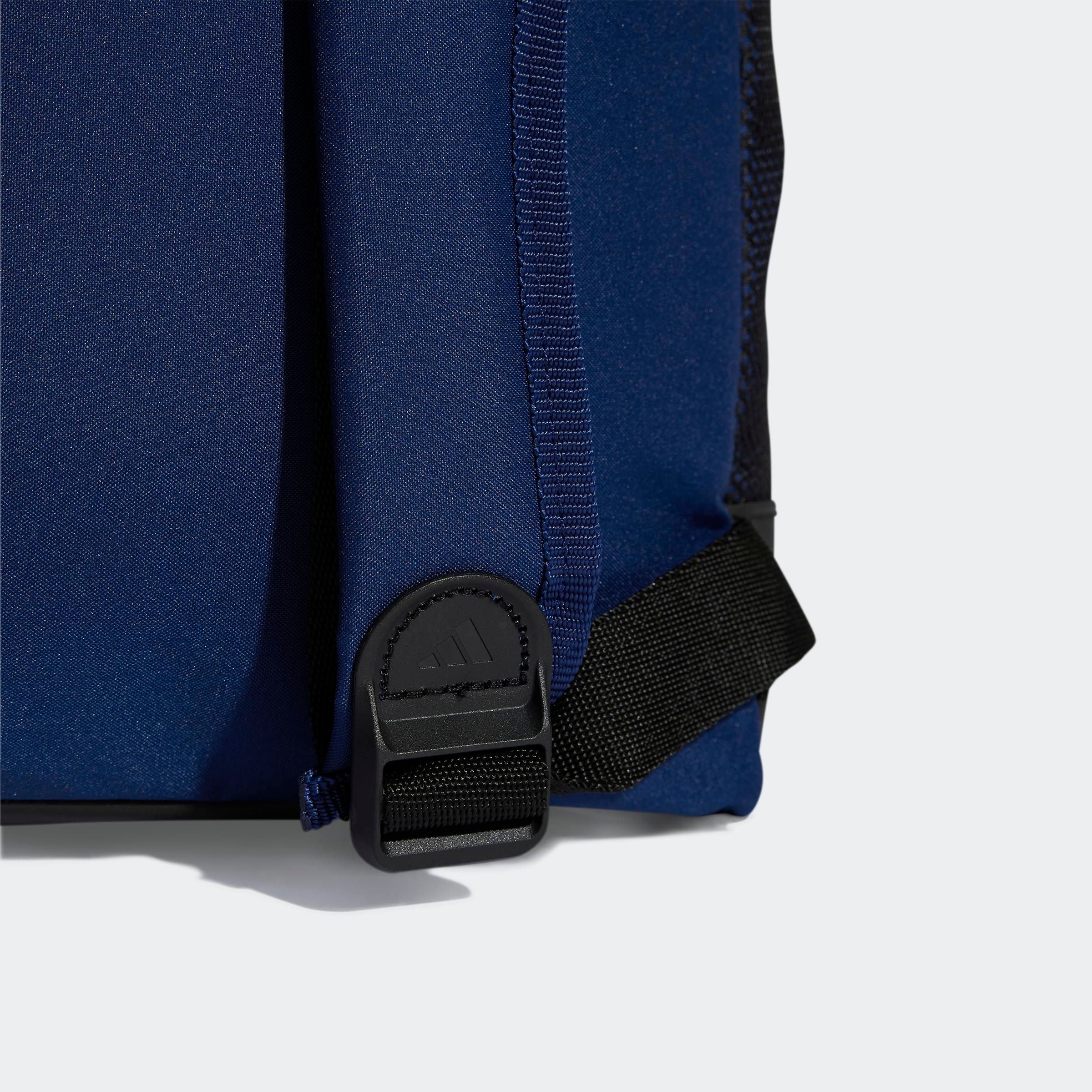 adidas Performance Rucksack »LINEAR« mit 18,5 L Volumen, mit Reissverschlusstasche vorne, aus Polyester