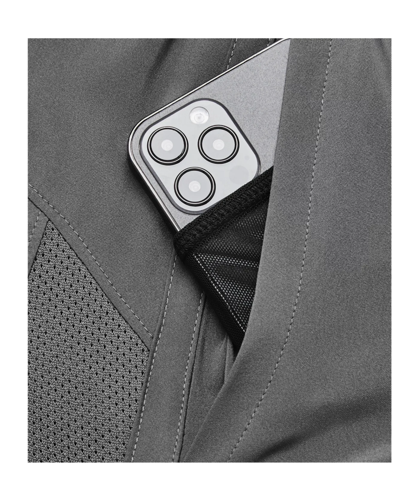 Under Armour Launch 7in Unlined Short Grau F025