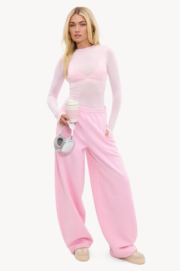 COMFORT IS KEY - PINK LIGHT