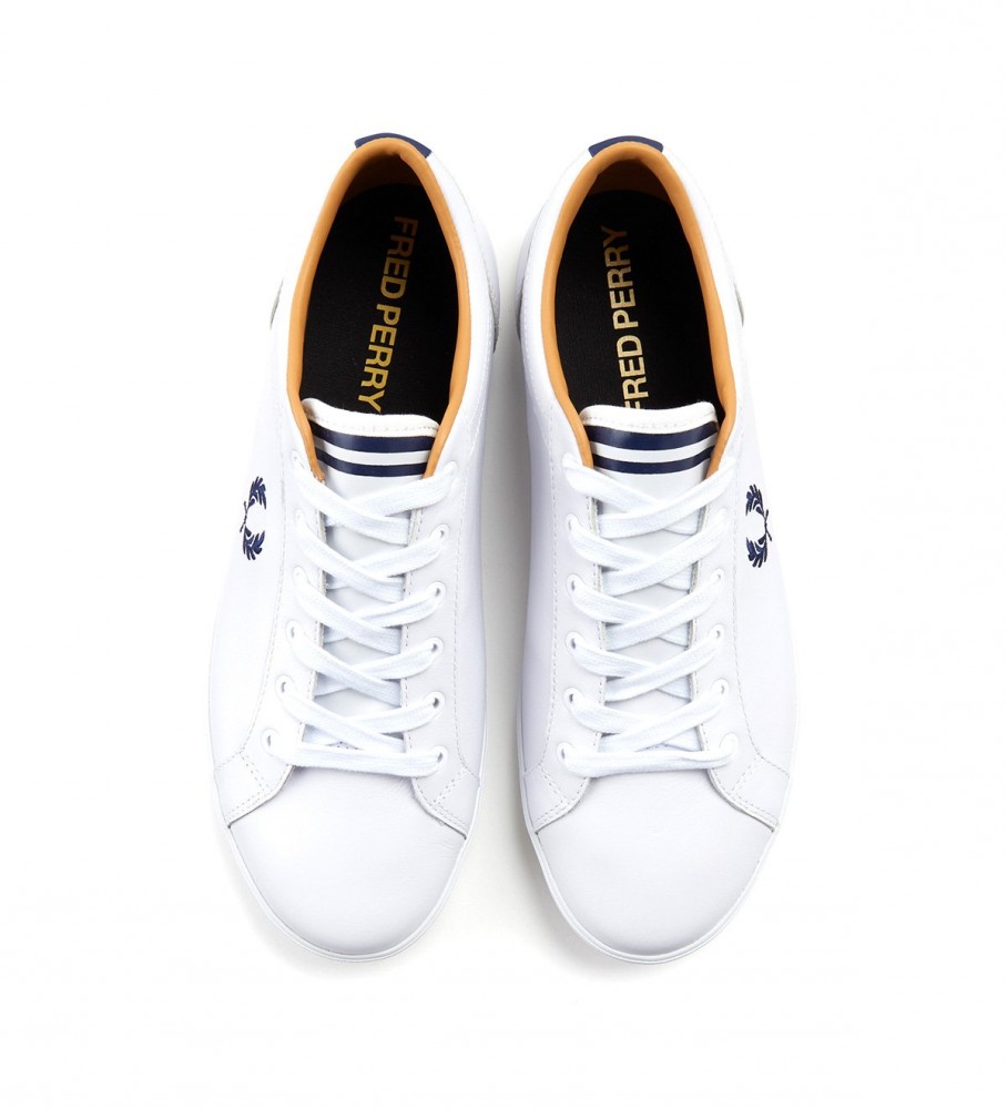 Tênis Fred Perry Baseline em couro branco
