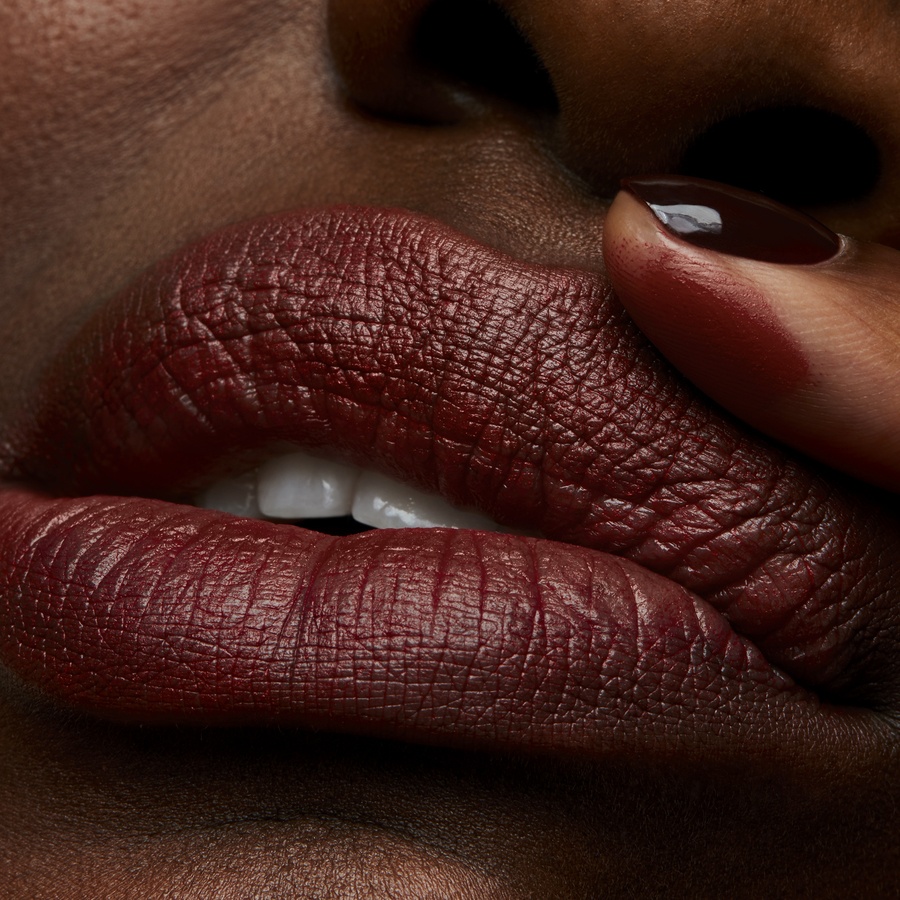 MAC Powder Kiss Lipstick Devoted To Chili 3g