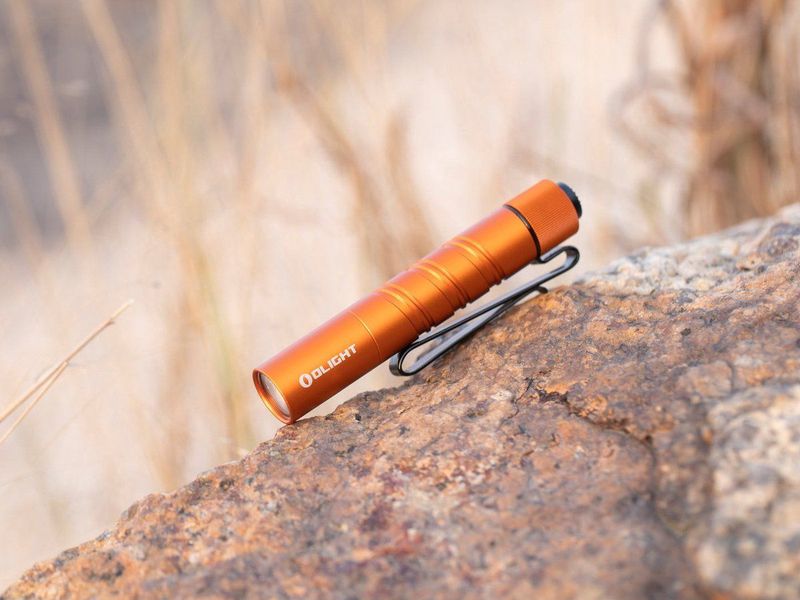 Olight i3T 2 EOS - Zaklamp - Oranje - Waterdicht IPX-8 - Luxeon-TX LED