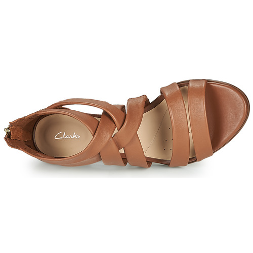 Clarks - MENA SILK - Camel