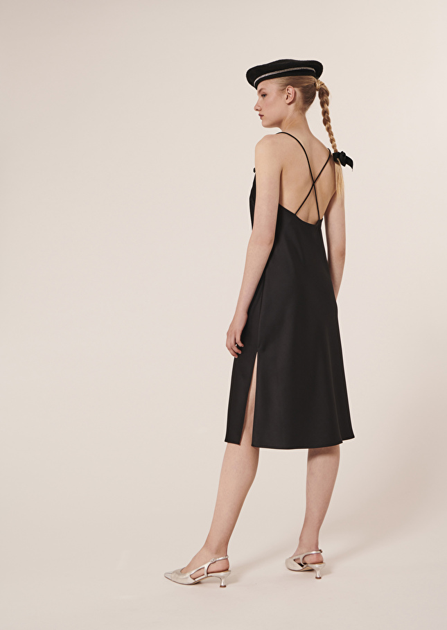 Robe Reanenoire en satin fluide