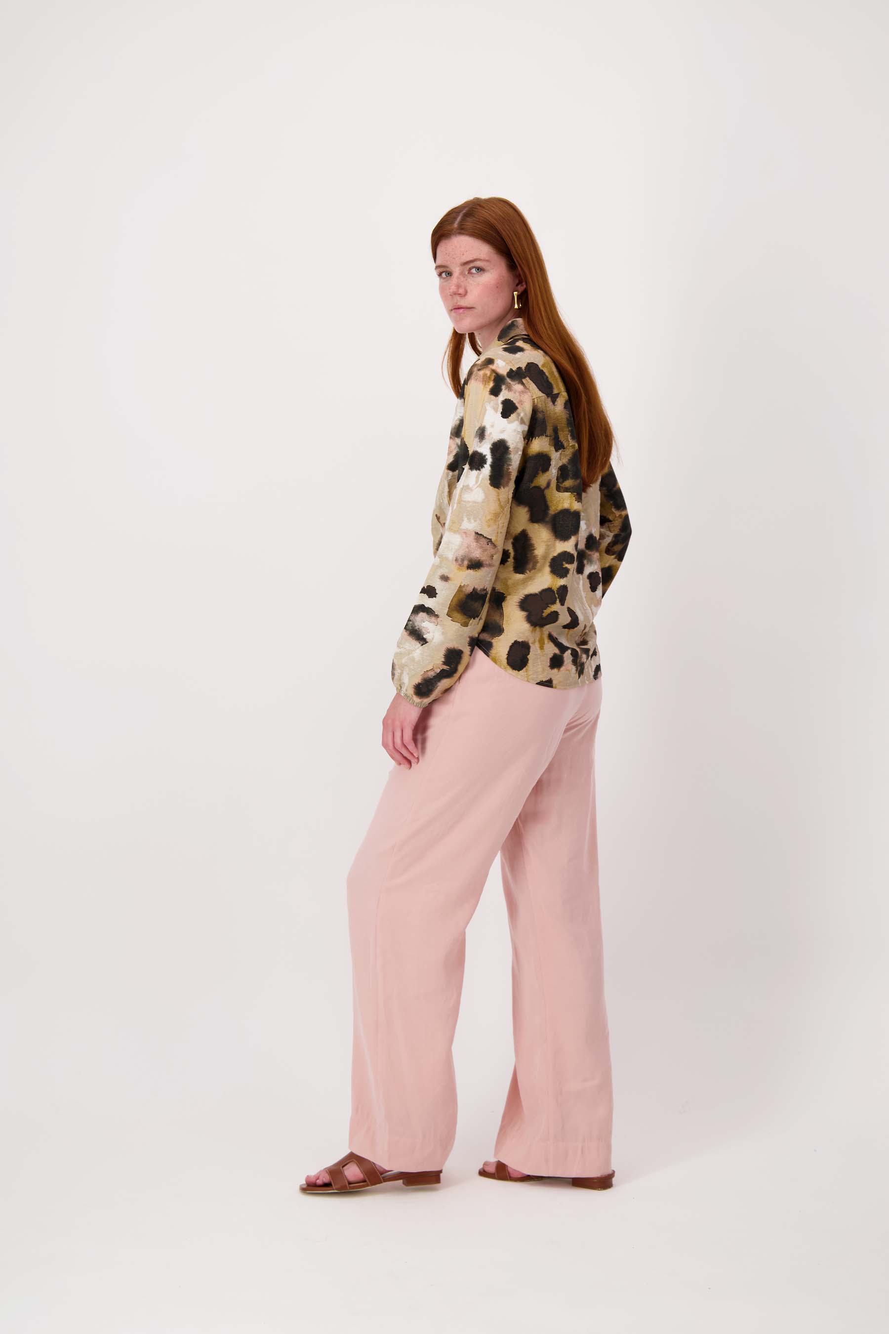 vastgestikte overslag blouse met print