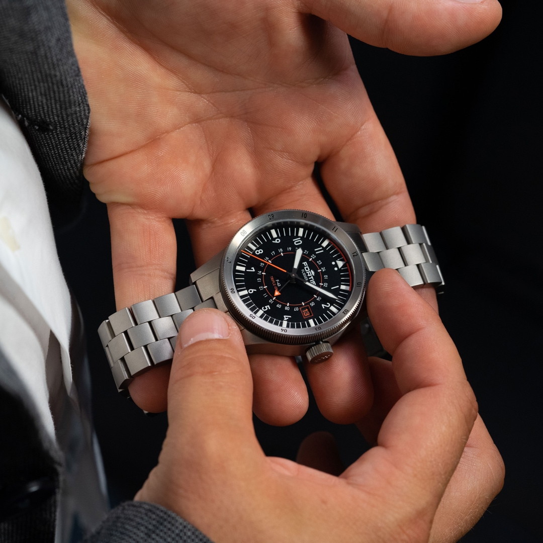 Fortis Flieger F-43 Triple GMT