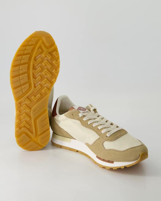 Lacoste Partner 70S Sneaker in Beige