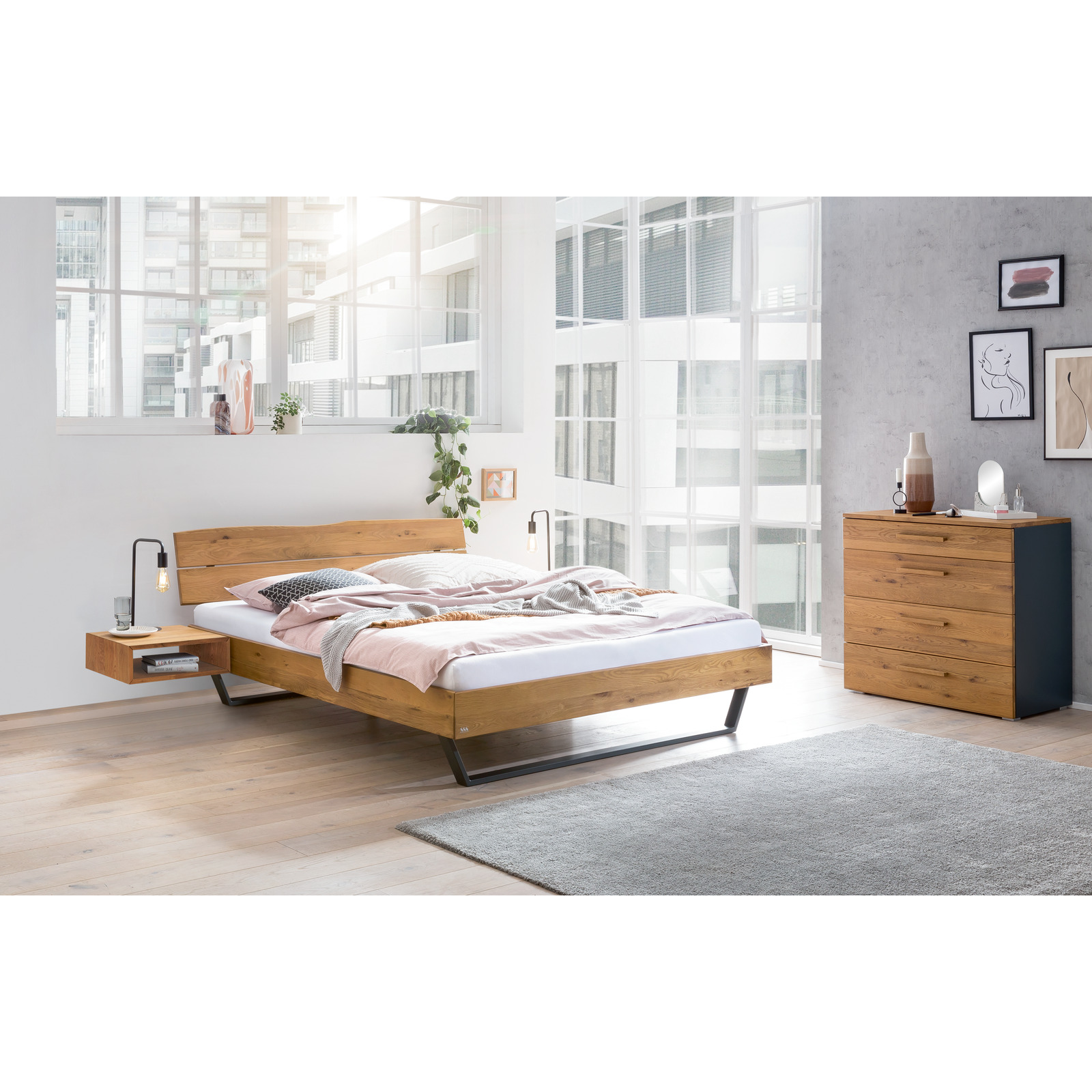 Bett Levane Wildeiche natur massiv geölt 160 x 200 cm