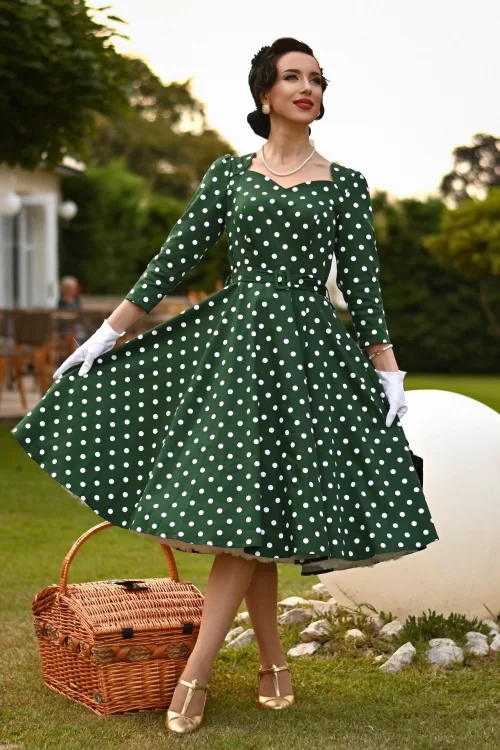 Hearts & Roses Olivia Swing Polkadot jurk in groen en wit