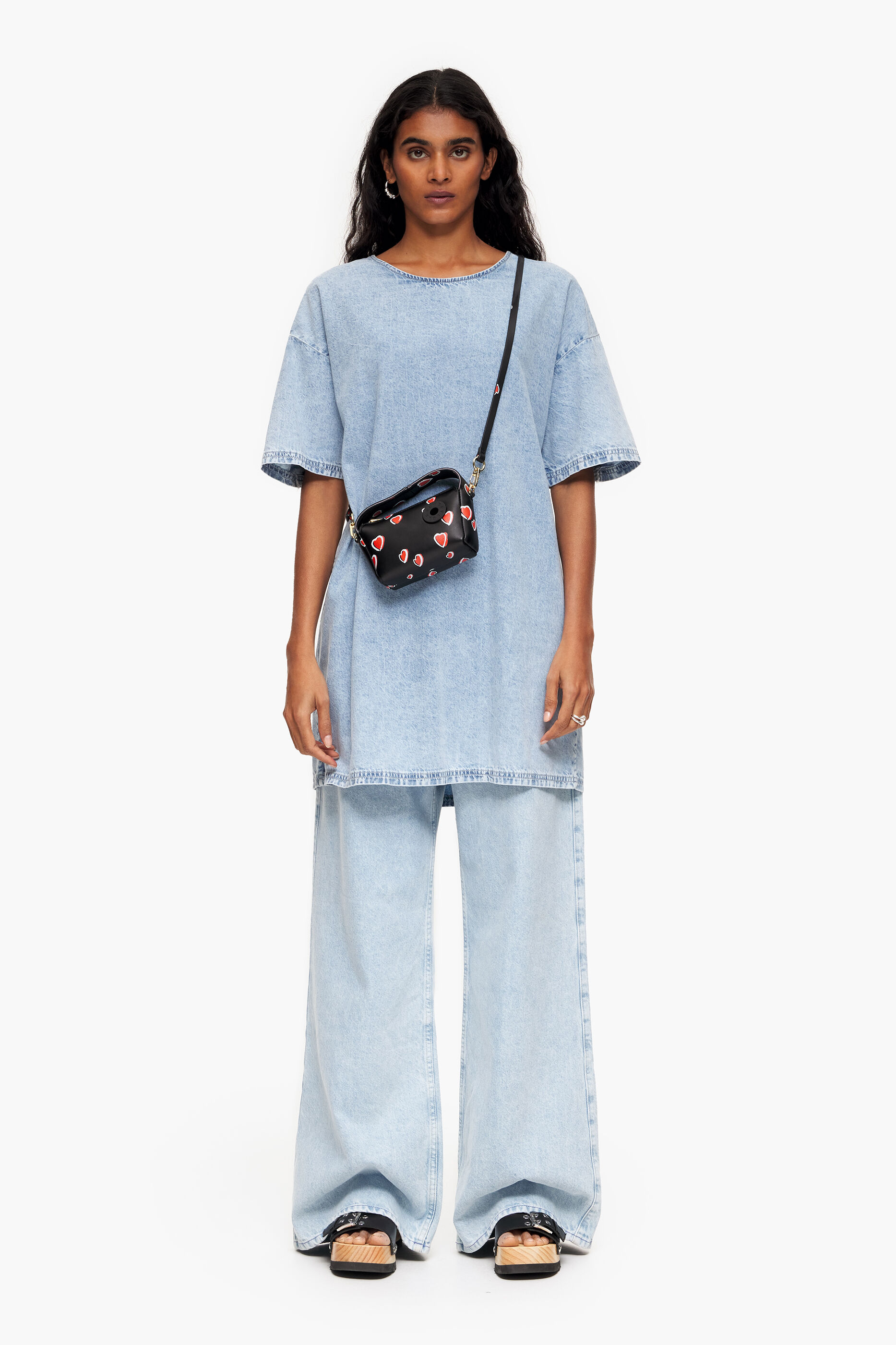 vestido curto jeans azul