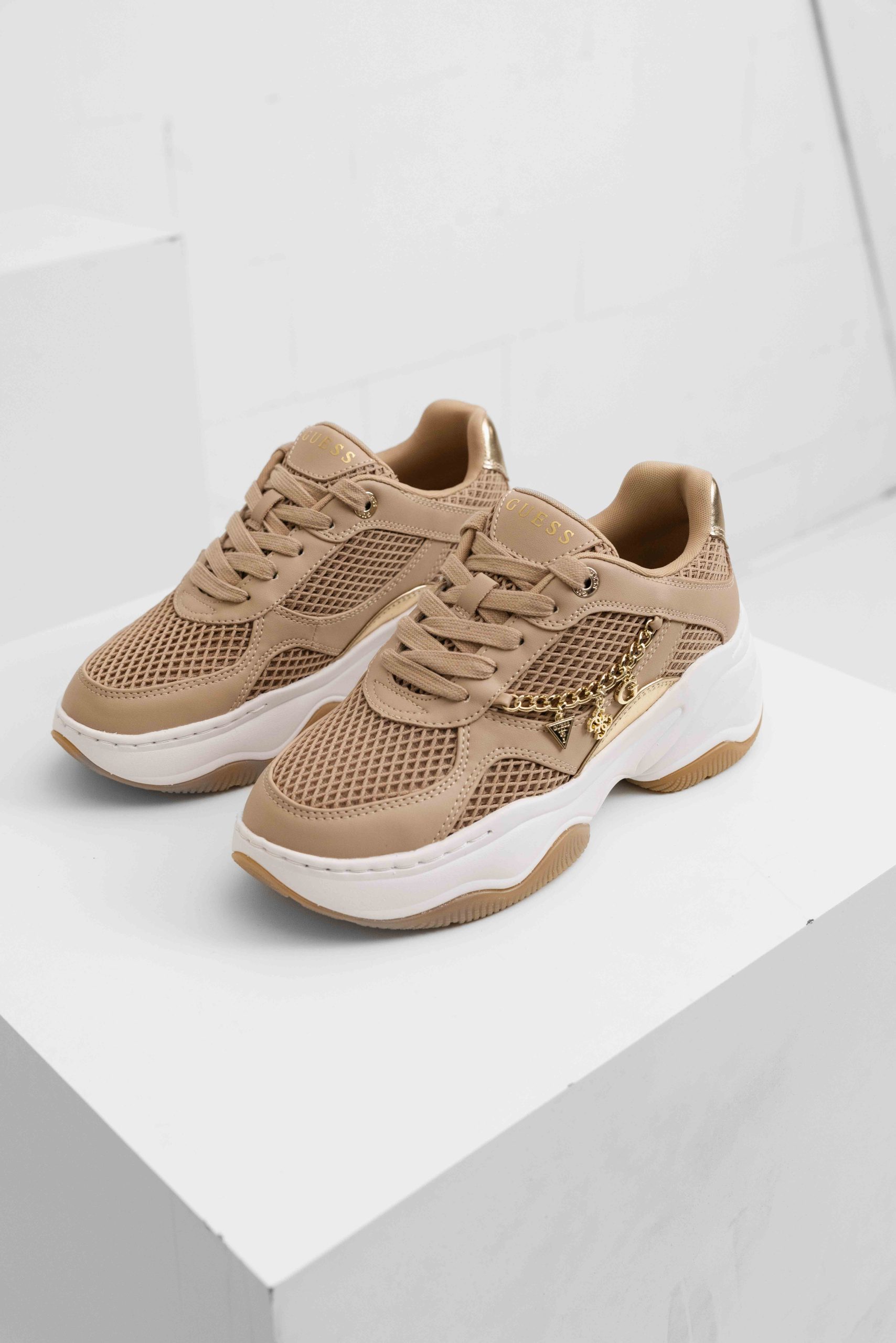 Guess Runner Sneakers Dames Bruin