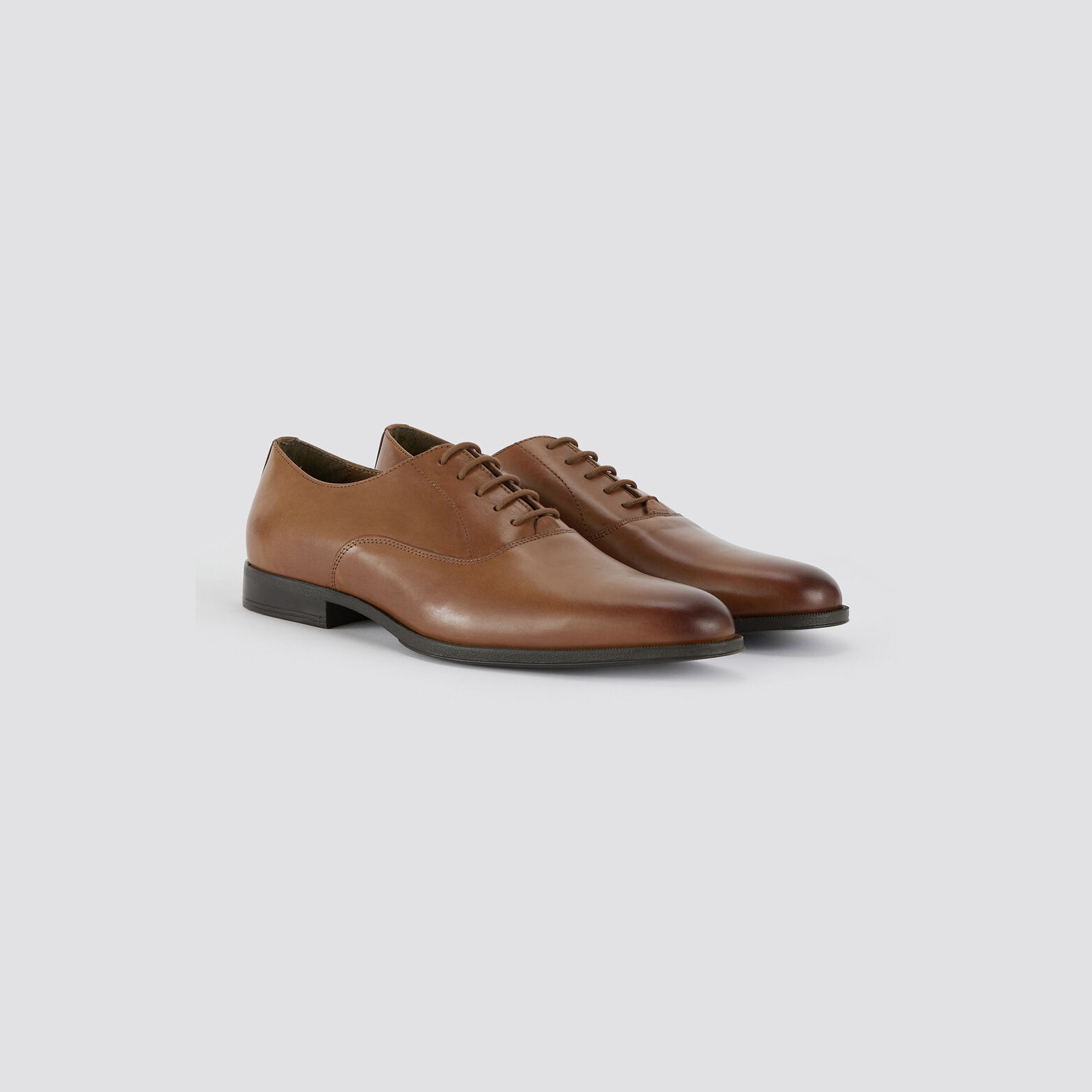 Chaussures de costume richelieu en cuir Camel