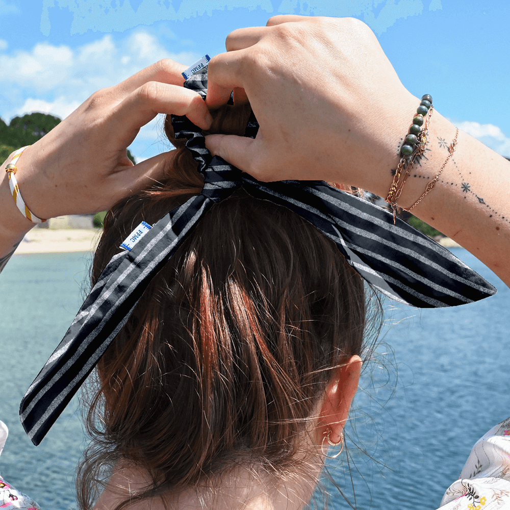 Foulchie Court Rayé Argent Marine