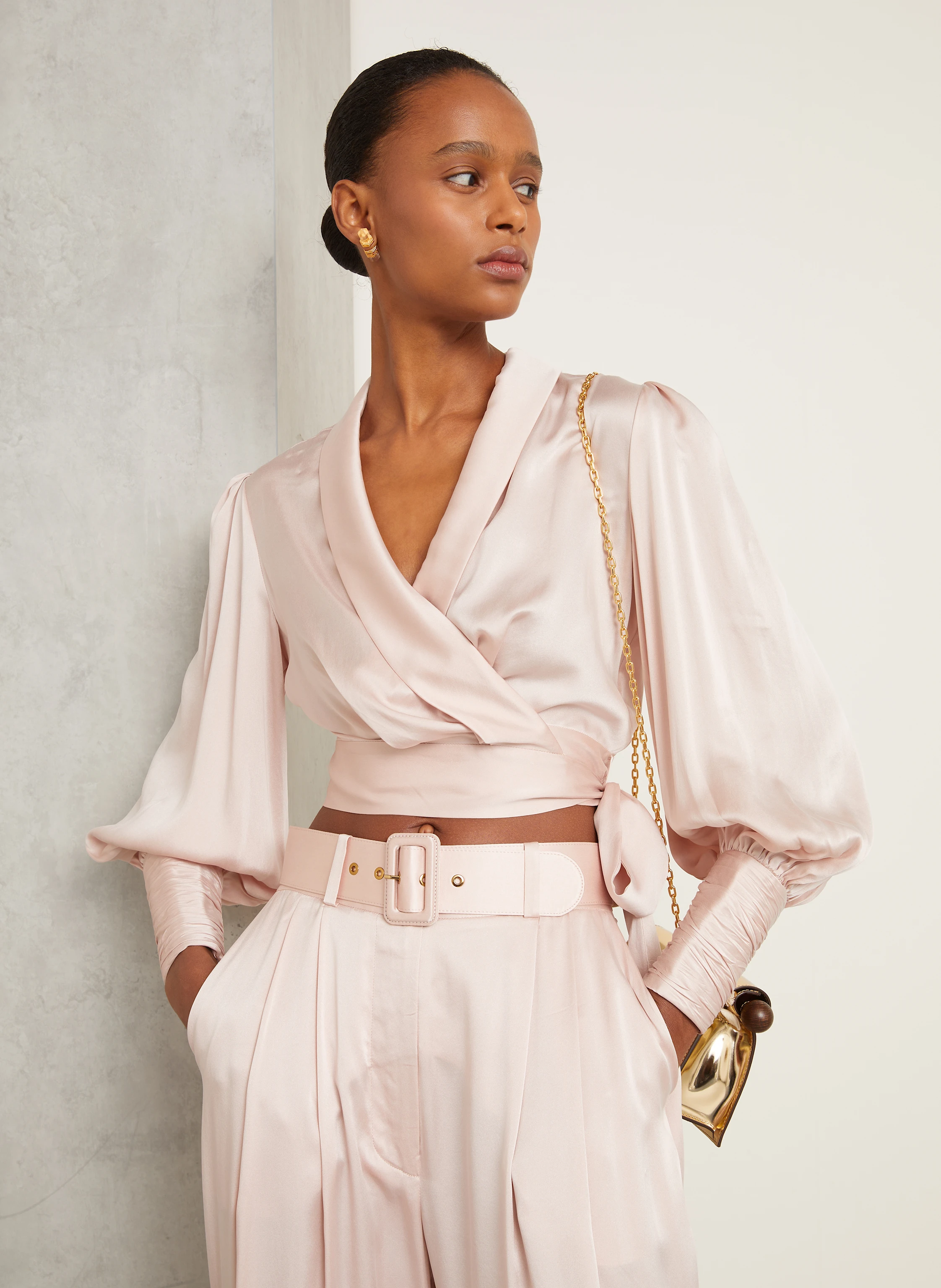 ZIMMERMANN Cropped-Wickelbluse aus Seide