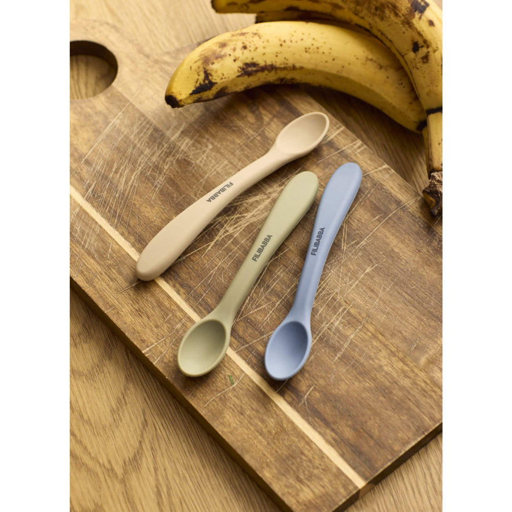 Køb FILIBABBA Ocean Mix Silicone Feeding Skeer 3-Pak