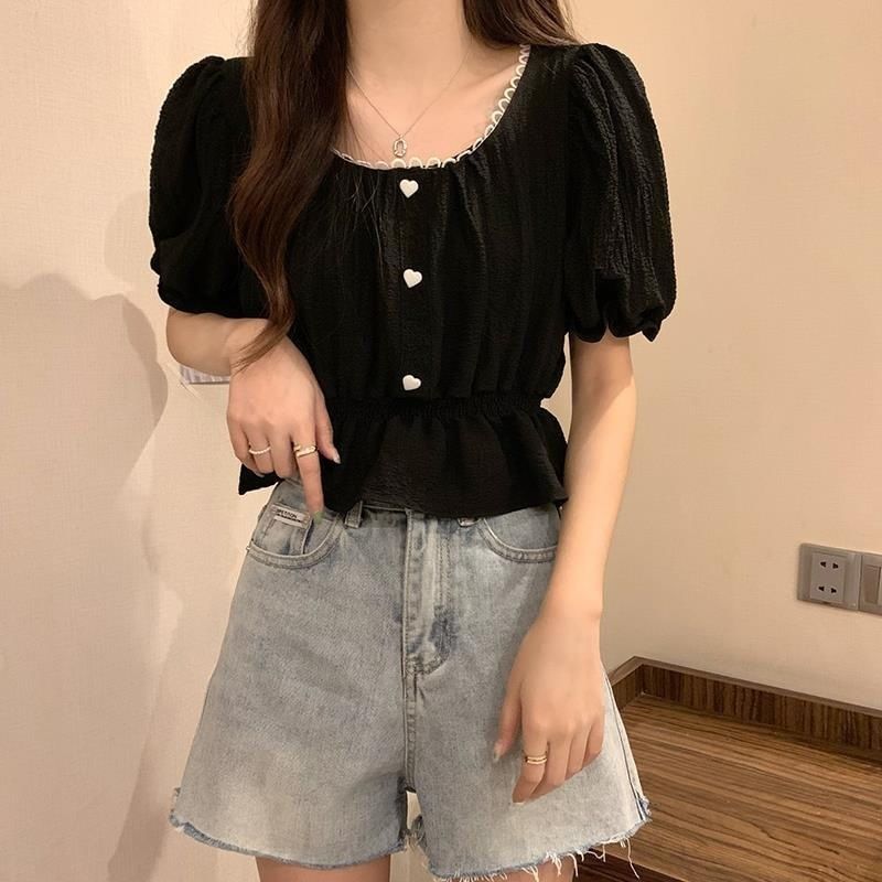 Sisyphi - Blouse met korte mouwen en hartaccent