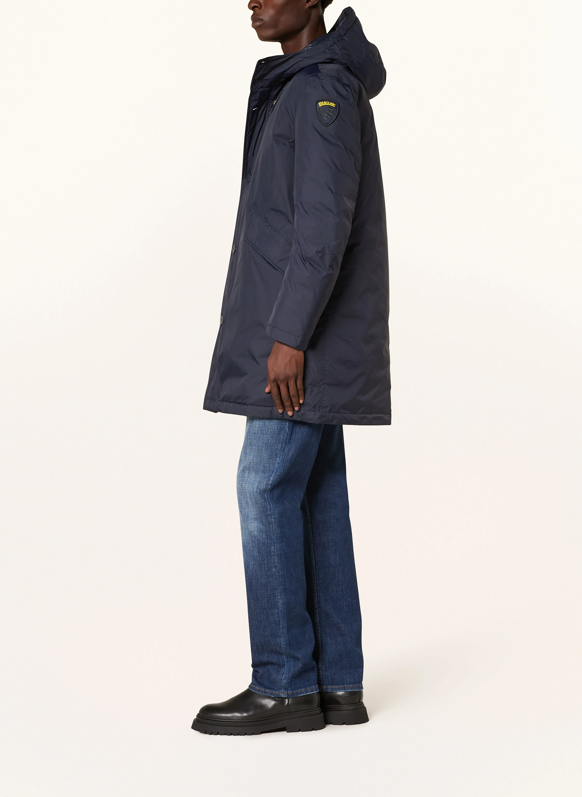 Blauer Jacke