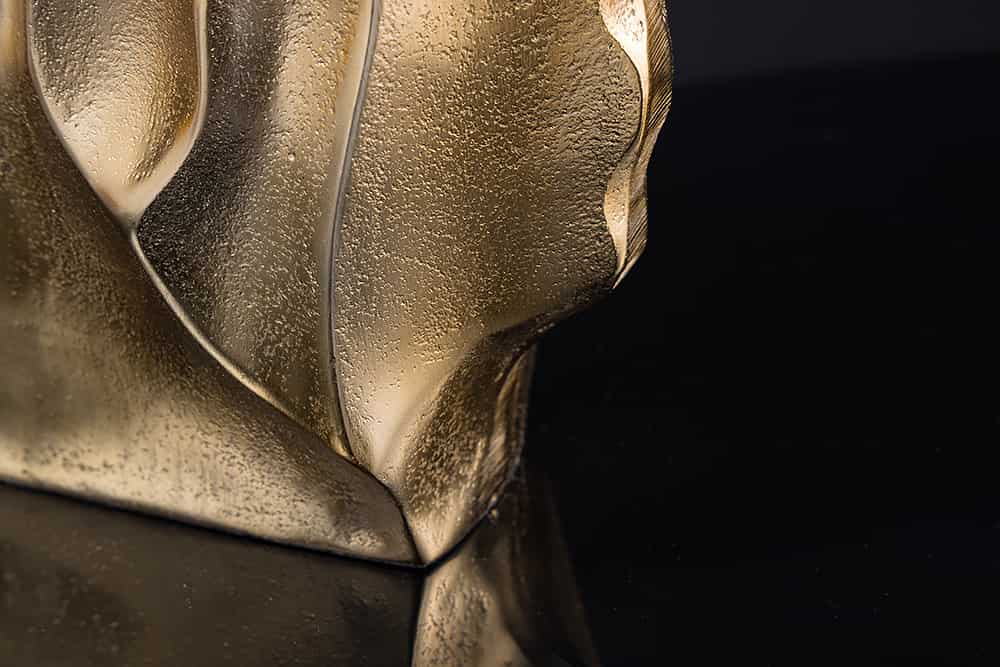 Handgefertigte Vase LIQUID 25cm gold Metall Hammerschlag Design