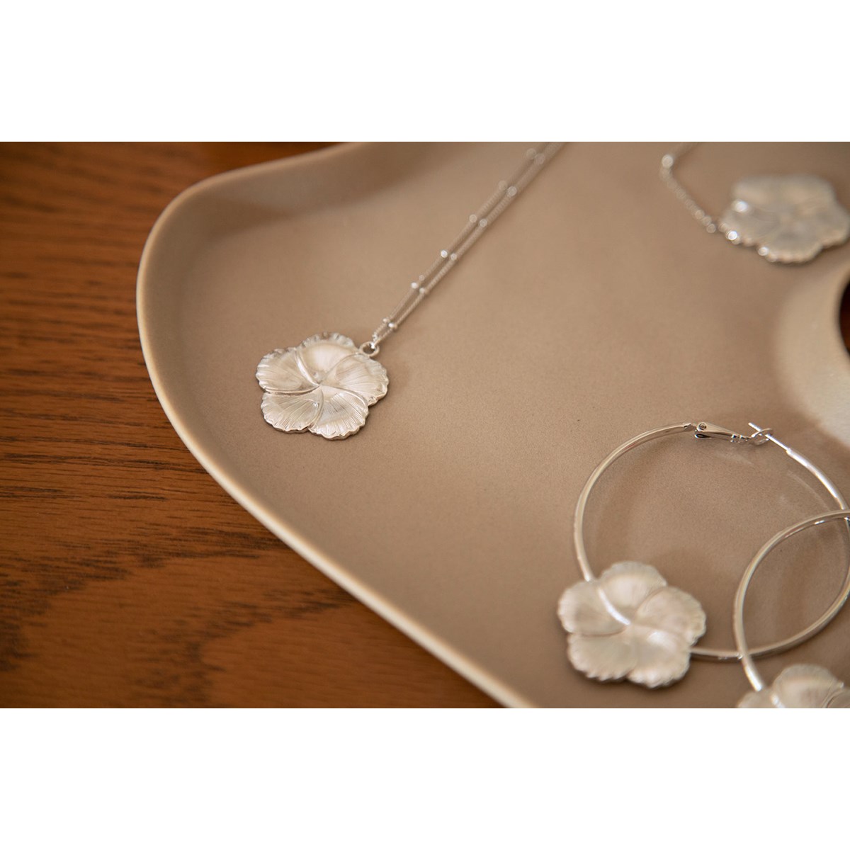 collier fleur plaqué argent - HÉLIOS