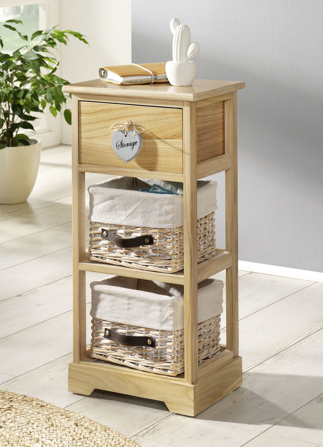 Kommode aus massivem Holz