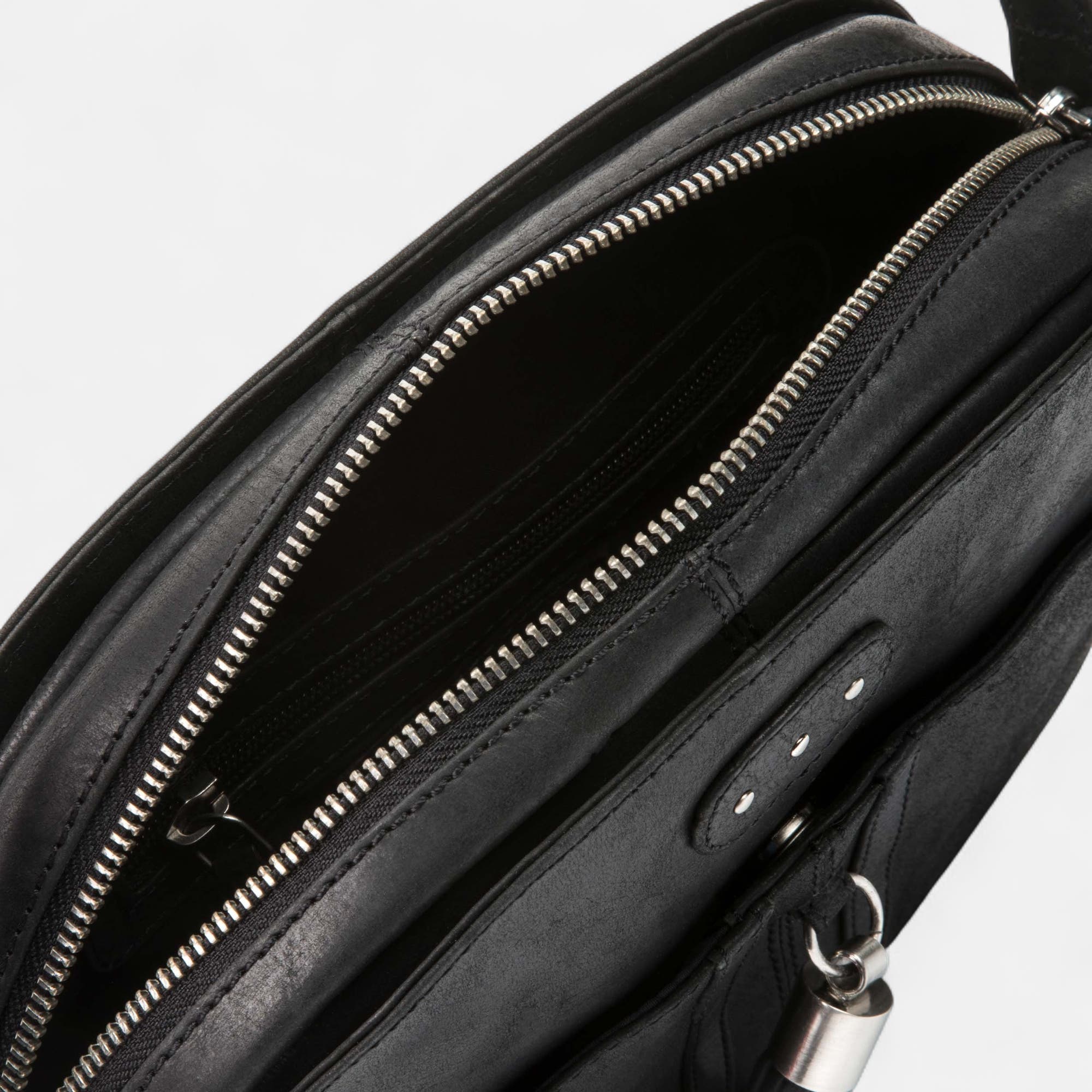 Sac bandoulière en cuir noir