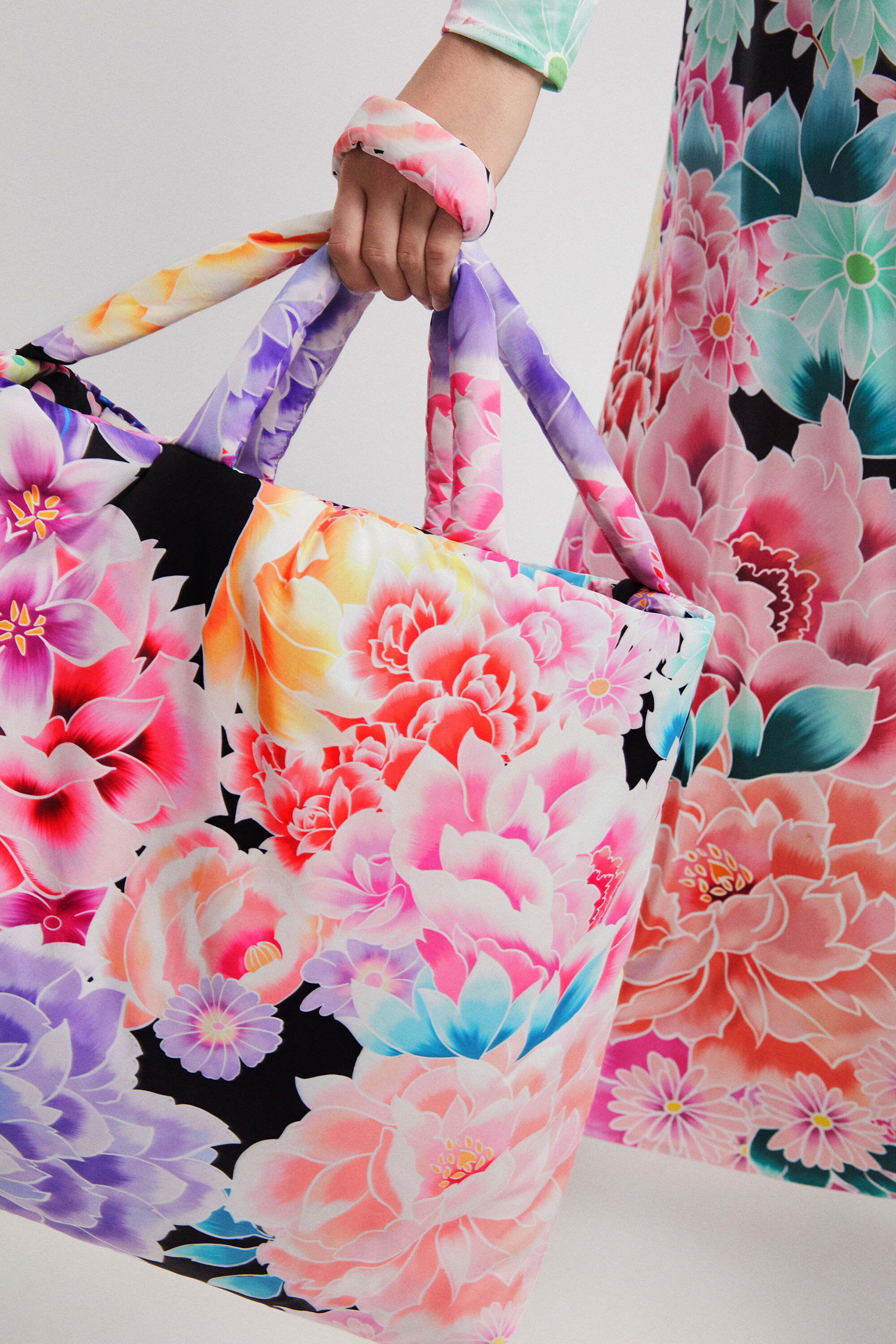 Sac oversize à fleurs