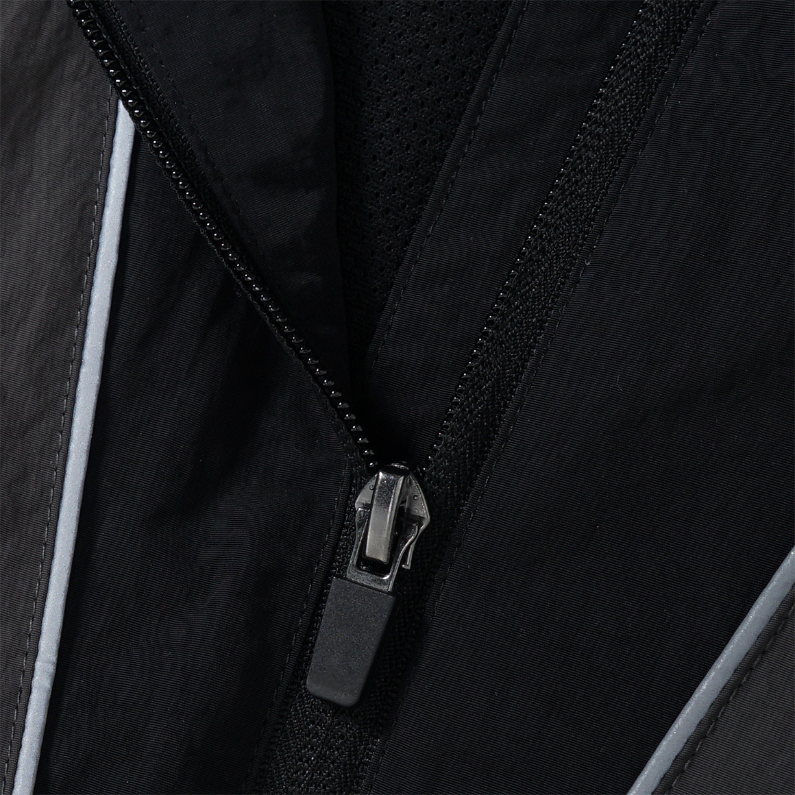 Beatwear Kinder Sport-Jacke mit abnehmbarer Kapuze schwarz