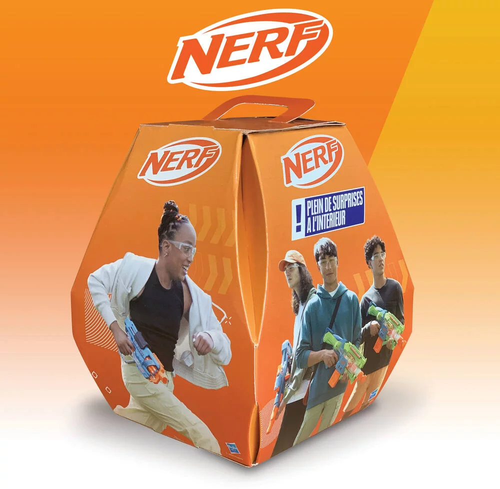 NERF -BOITE SURPRISE AVEC UN BLASTER DES FLECHETTES STICKERS ET POSTER