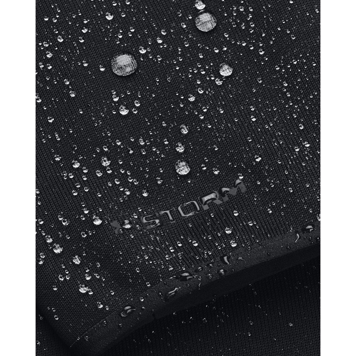 Under Armour<br>Essential Swacket