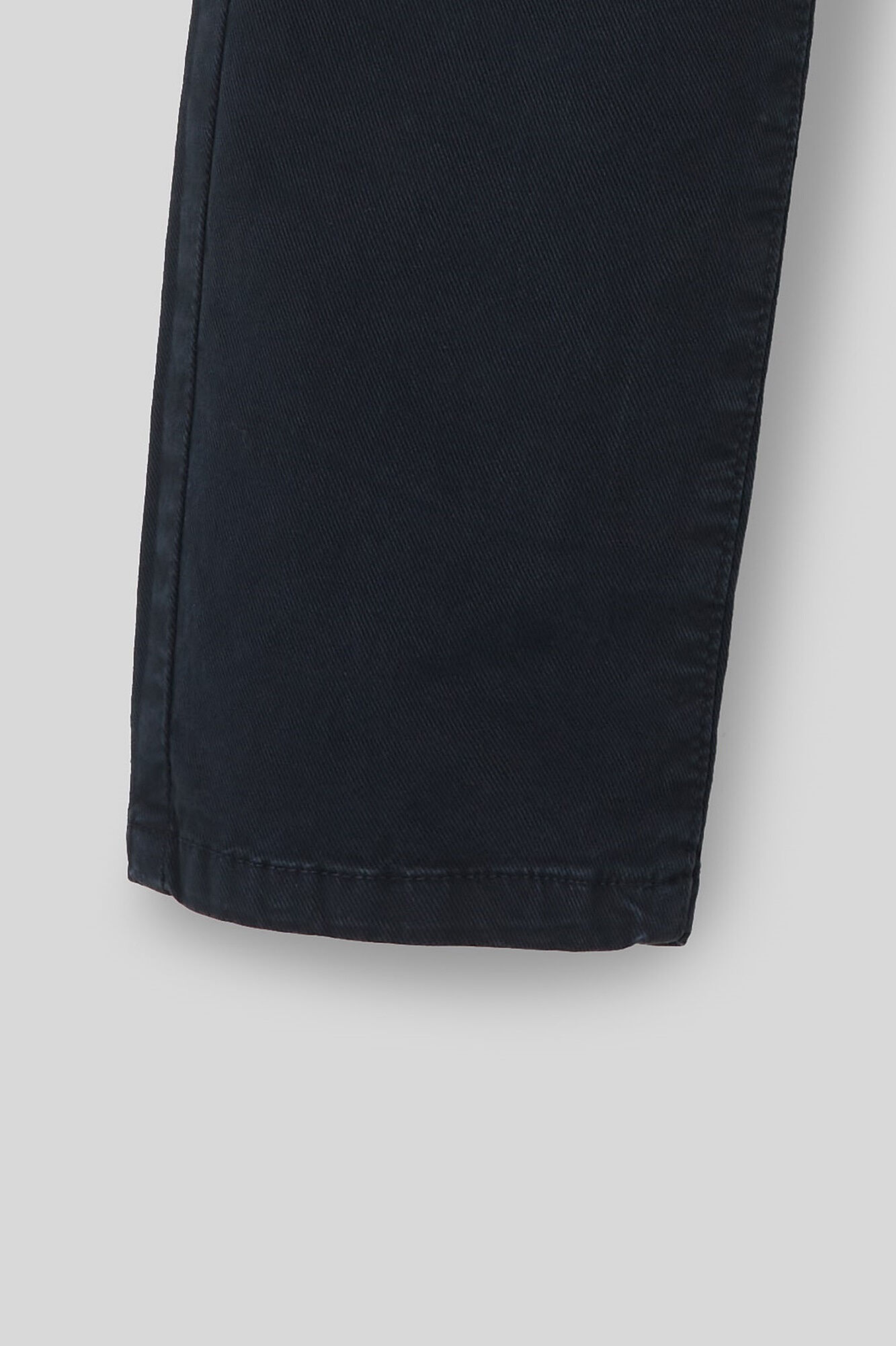 Calça esportiva casual azul marinho com cinco bolsos - Azul marinho