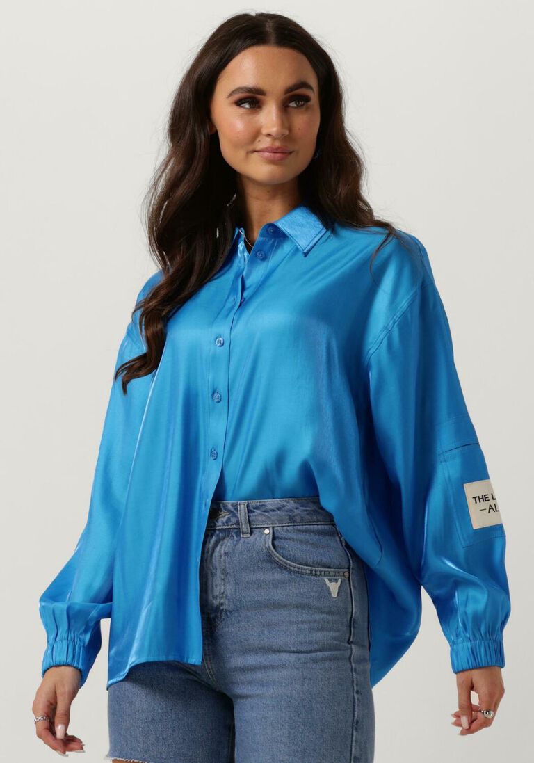 ALIX THE LABEL blauwe alix the label blouse ladies woven shiny satin blouse