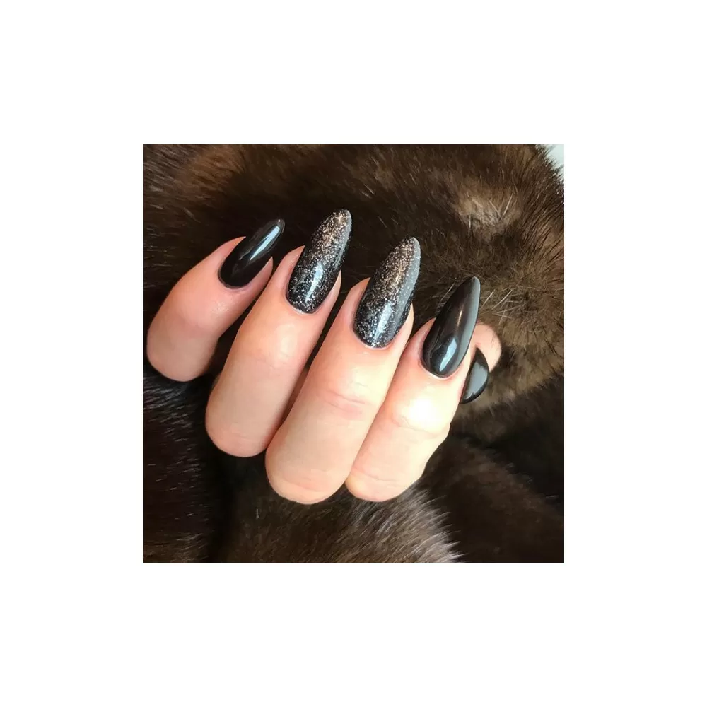 CND Vinylux Black Pool 105 - 15 ml.